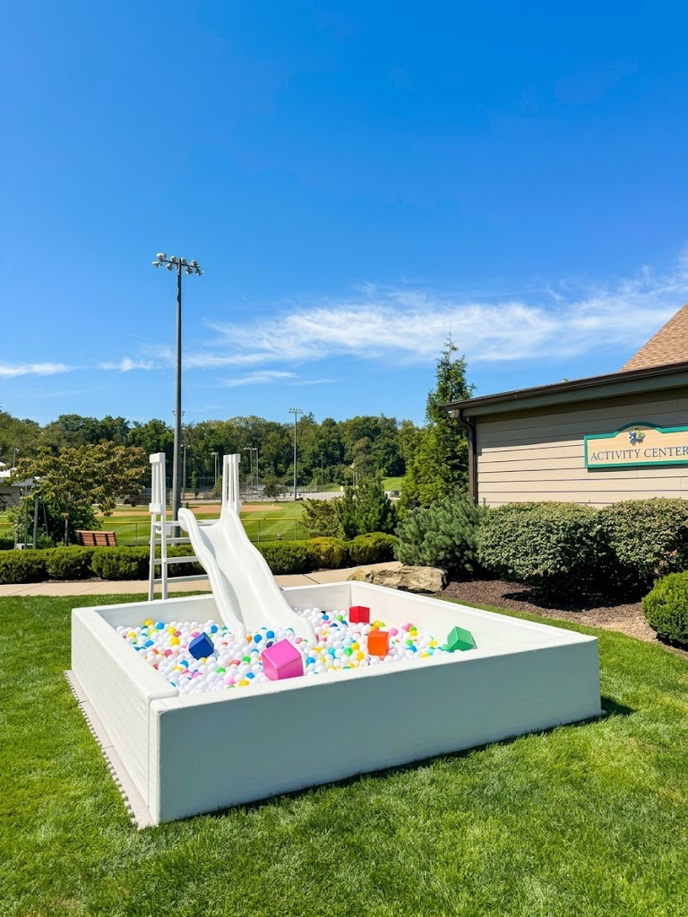10' Ball Pit